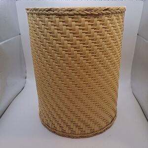 Vtg Sunny Yellow Wicker Plastic Wastebasket Trash Can Bathroom Cottage Granny